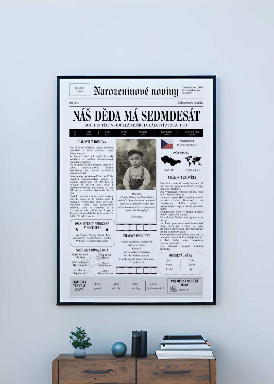 Poster Frame in living room Psd Mockup